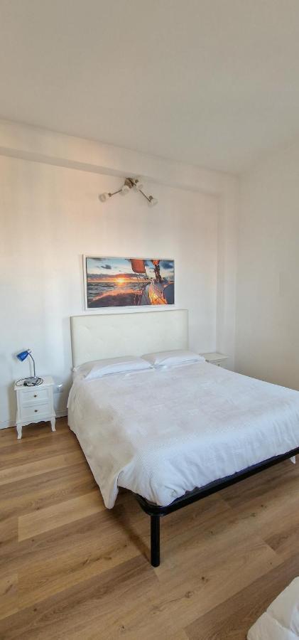 Sapore Di Sale 2 Imperia Buitenkant foto